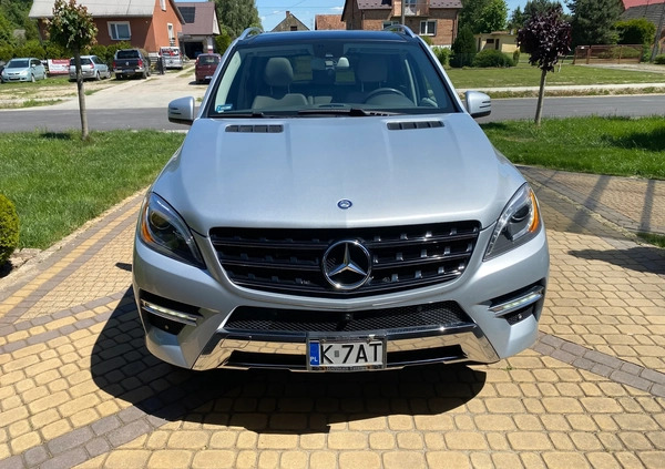 Mercedes-Benz ML cena 118600 przebieg: 126430, rok produkcji 2014 z Tarnów małe 46